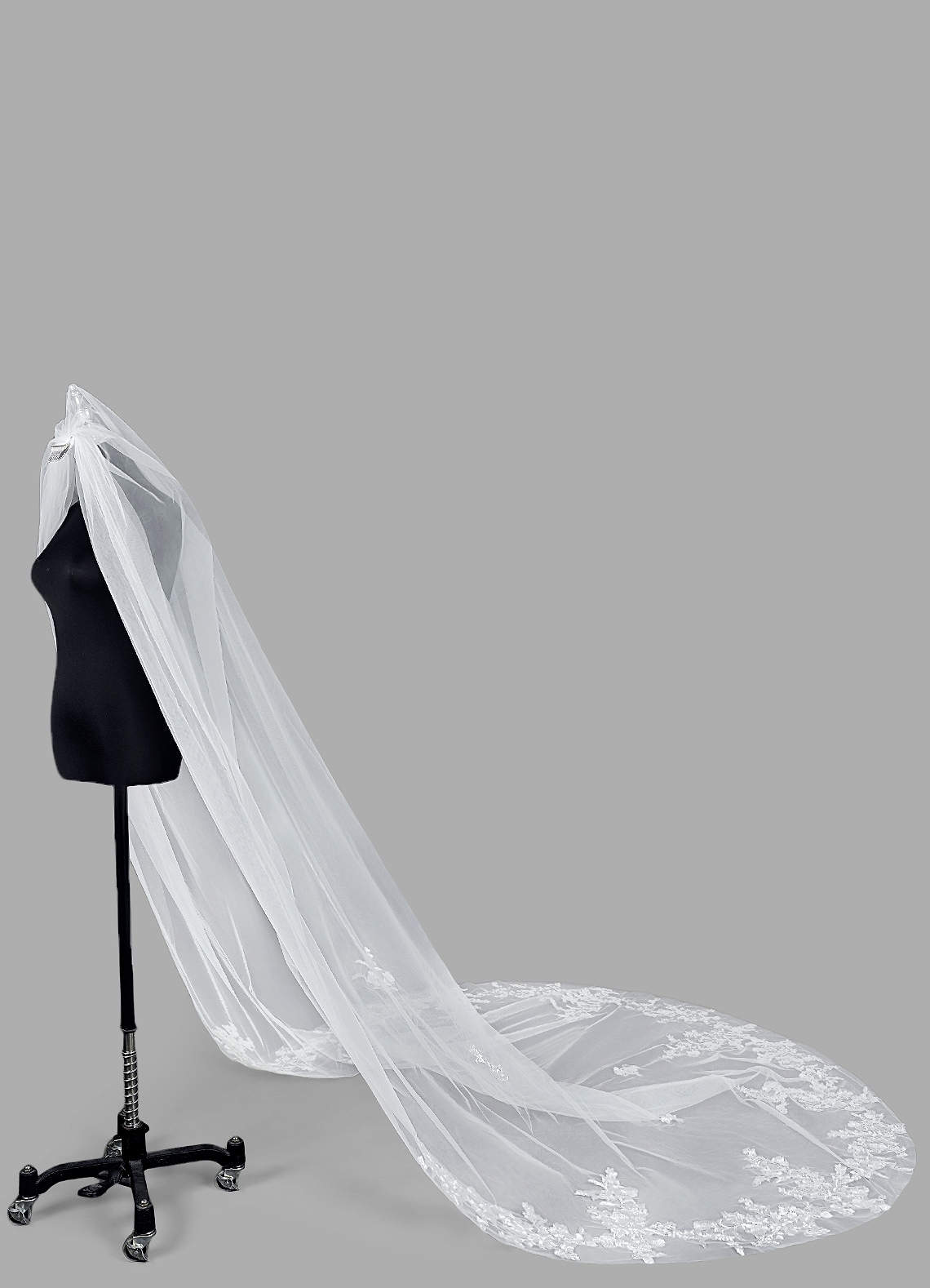 front Floral Lace Chapel Length Veil