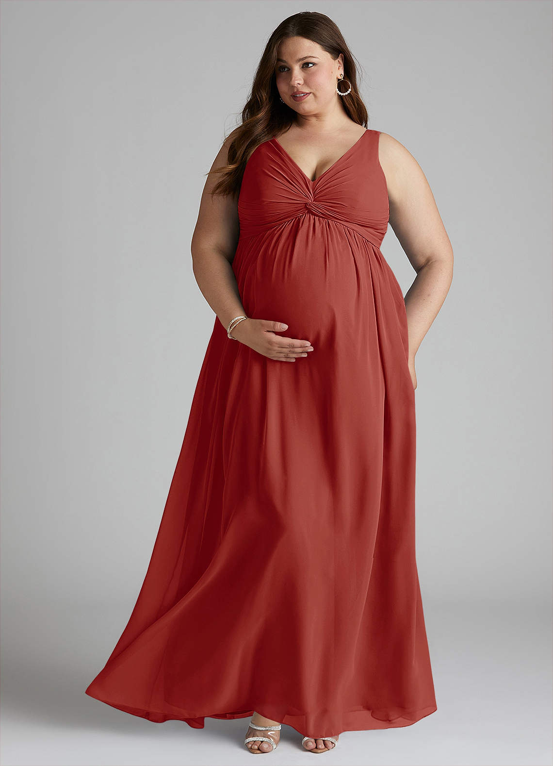 Azazie Yetta Vestidos de dama de honra para maternidade Vestido Linha A Plissado Comprimento do chão Chiffon image6