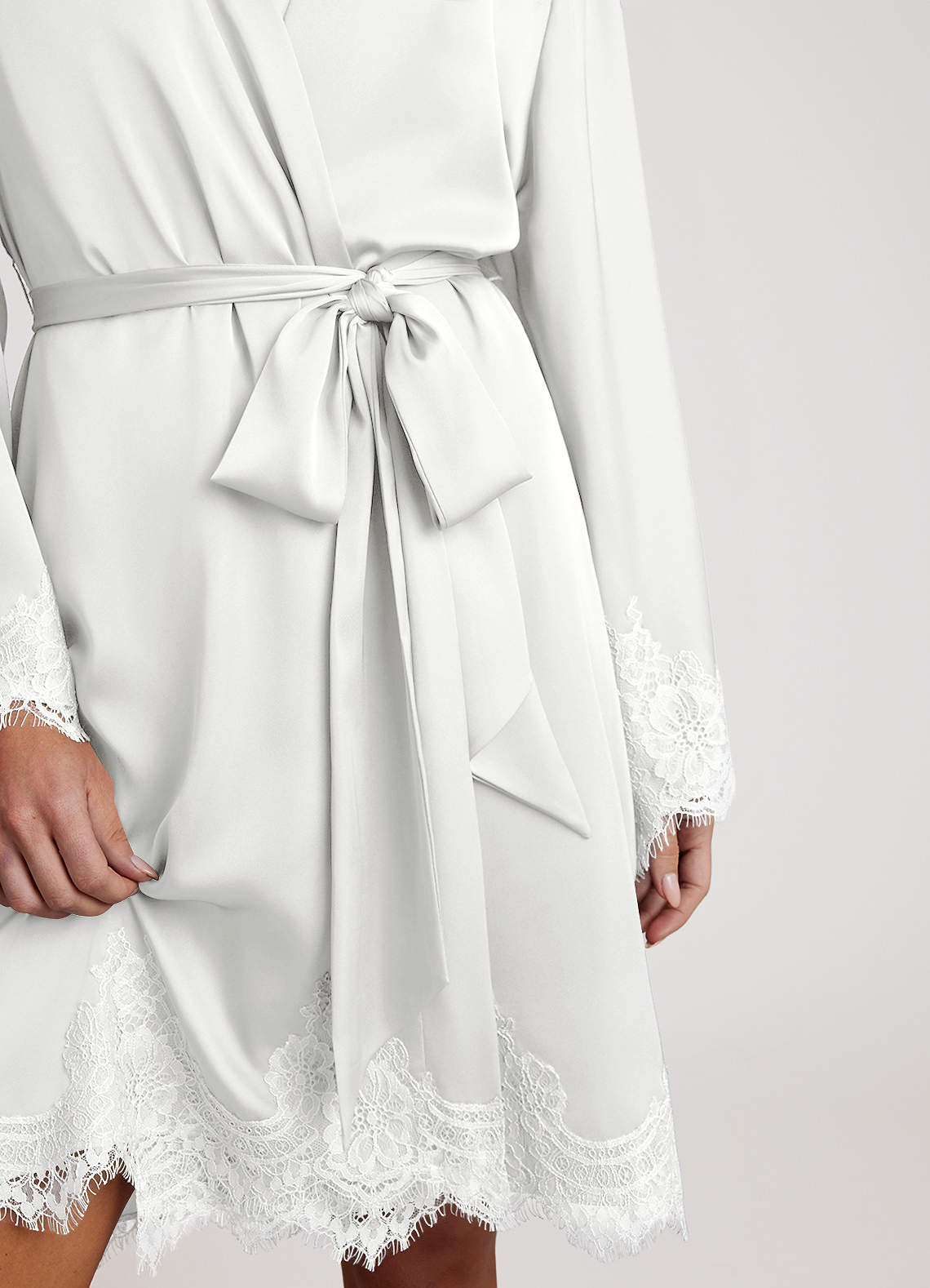front Signature Lace Satin Robes