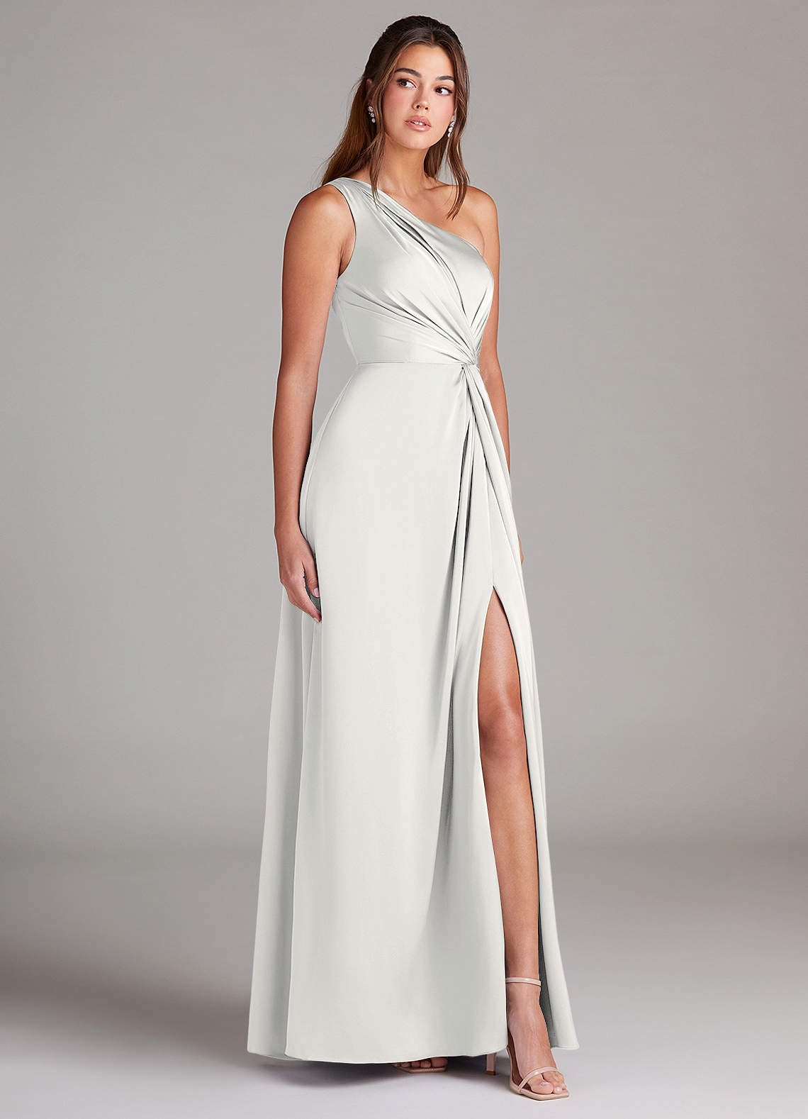 Azazie Brooke Vestidos de madrinha de casamento Vestido Branco de Cetim elástico de Linha A com Um ombro image4