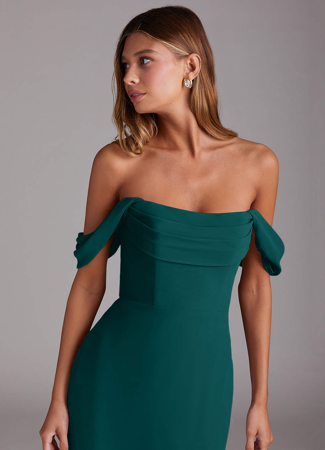 Azazie Saige Abiti da Damigella Abito Convertibile A-Line in Chiffon a Spalla Scoperta Verde Pavone image4