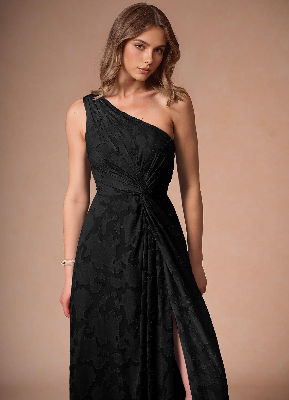 Hermosa Black One Shoulder Maxi Dress image5
