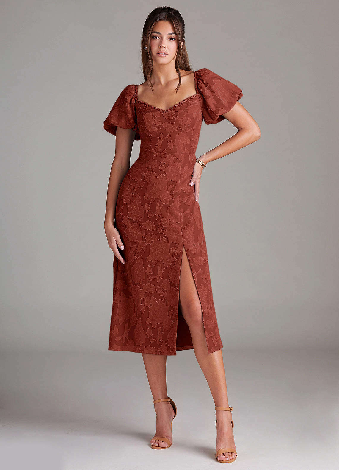 Azazie Evalina Vestidos de damas de honor Vestido de Terracota de Devorado Floral de Corte Recto image1
