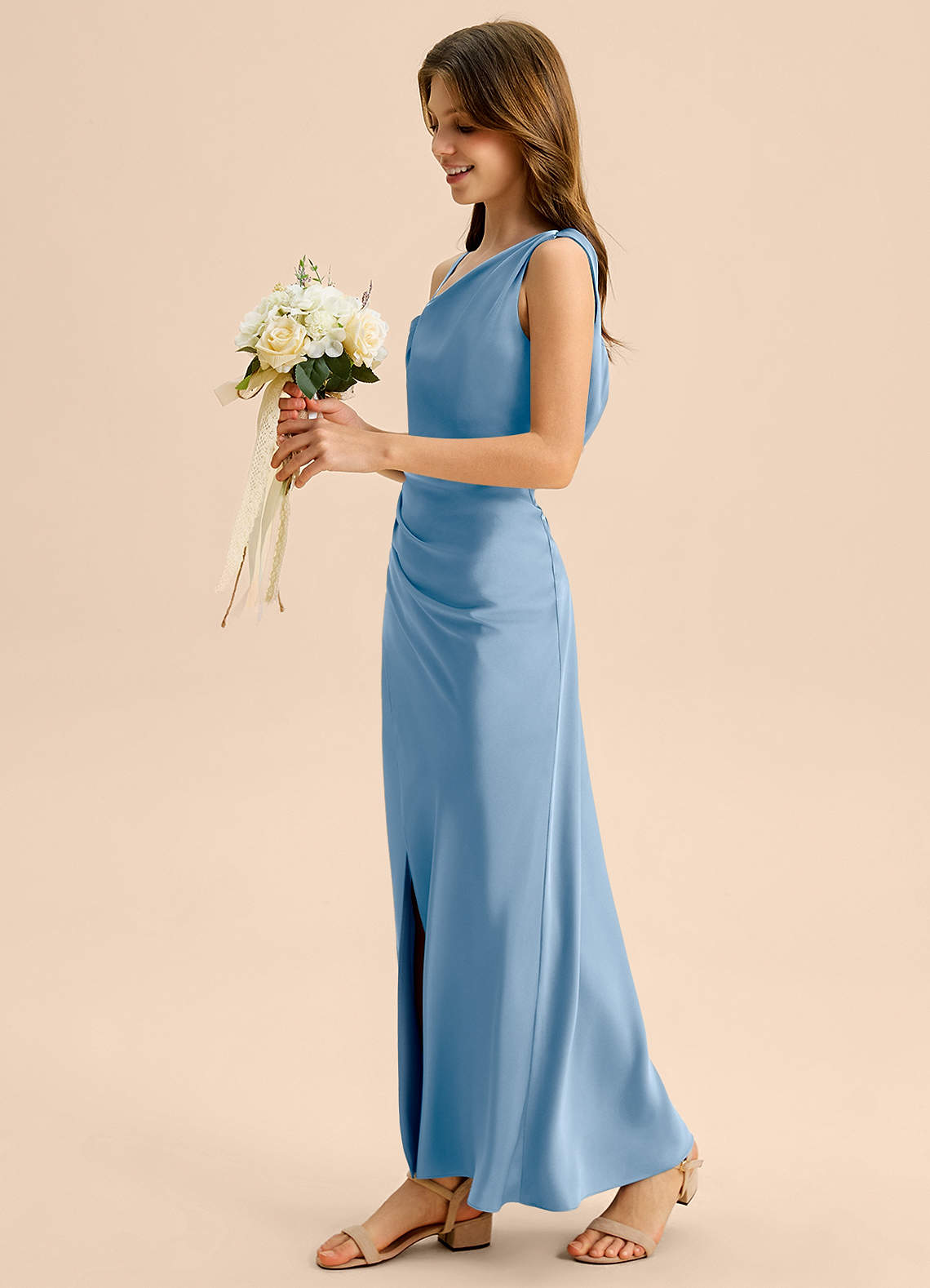 Azazie Madelyn Junior Osłona Zza ramienia Satyna elastyczna Długość podłogi Młodsza druhna Sukienka image2