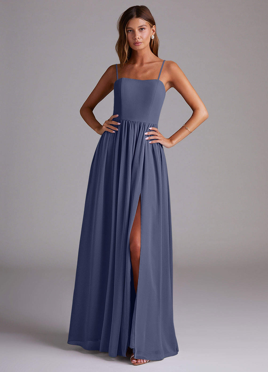 Azazie Calianna Robes de demoiselle d'honneur Robe Trapèze Convertible en Mousseline de soie Épaule décolletée Bleu Orageux image1