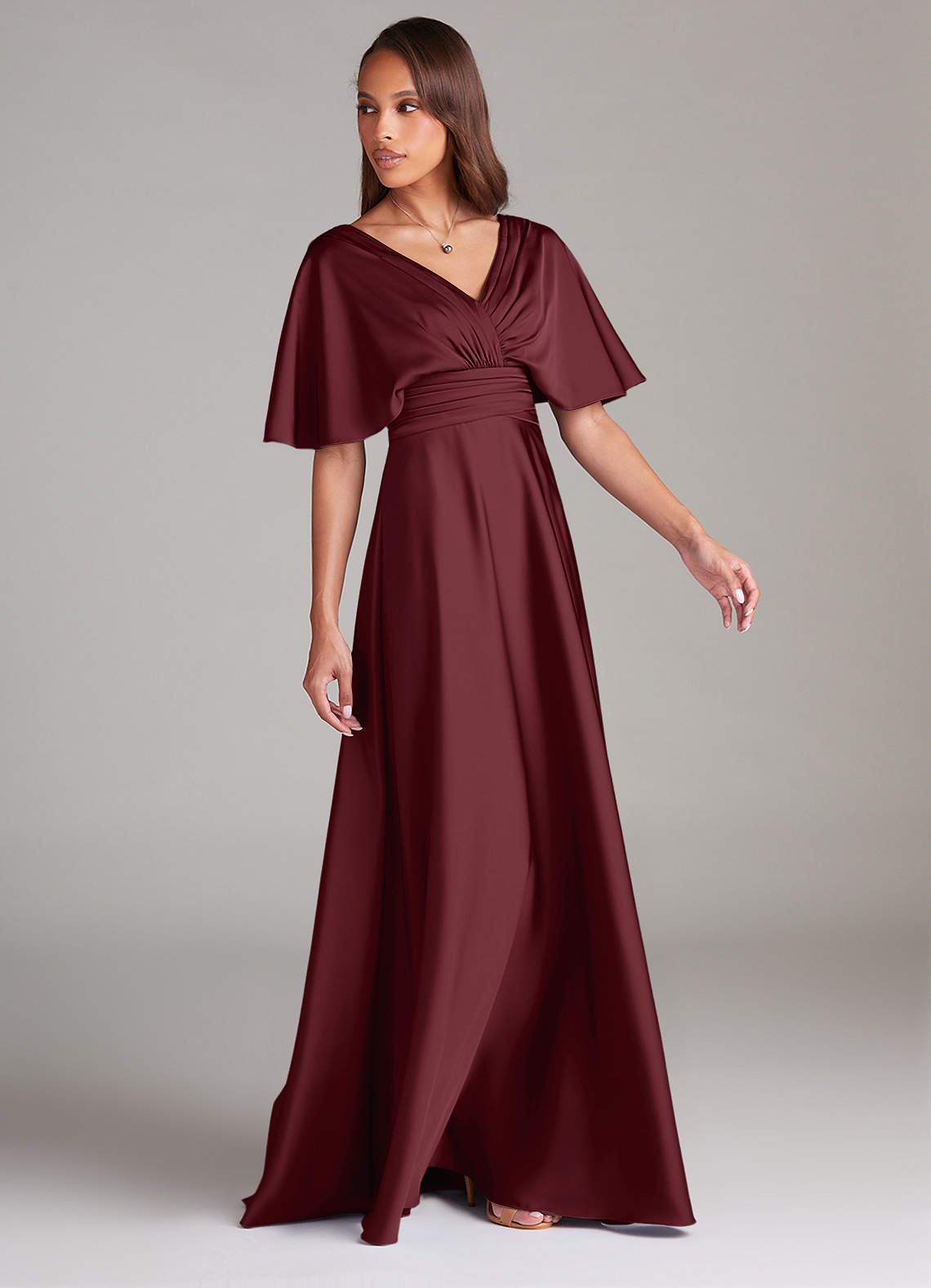 Azazie Pamela Robes de demoiselle d'honneur Robe Trapèze en Satin extensible Plissée Cabernet image2