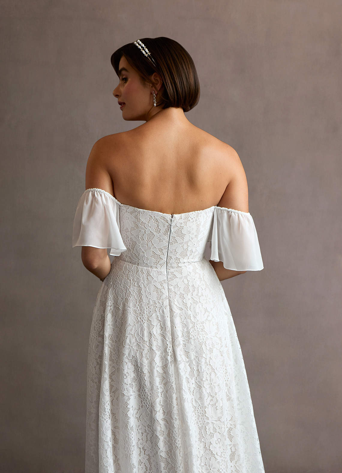 Azazie Cambri Trouwjurken Jurk van Kant met A-Lijn Off the Shoulder Diamant Wit Naakt image3