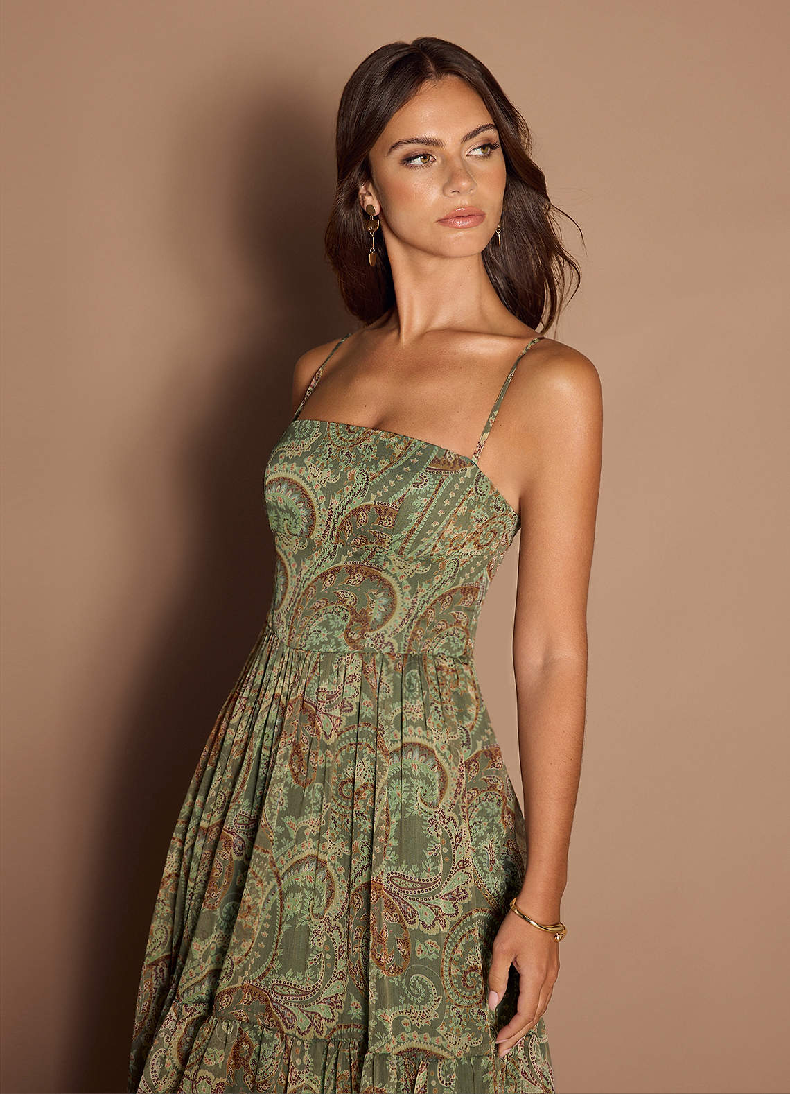 【送料&関税込】CourrA¨ges holistic Long Dress Long Sleeve Gown with Overskirt & High Neck – Lara New York