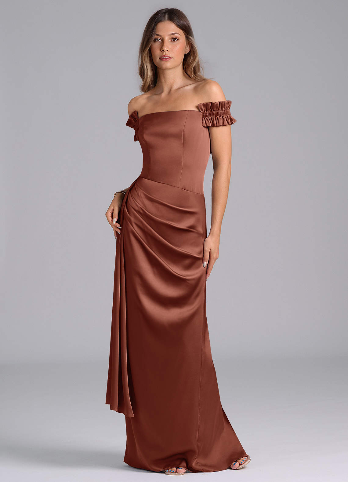Azazie Kalysia Brudtärnklänningar Klänning av Sjöjungfru i Stretch Satin Av axeln Kastanjebrunt Konvertibel image1