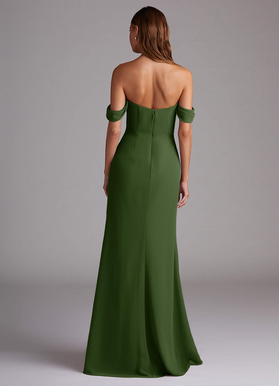 Azazie Saige Vestidos de madrinha de casamento Vestir Oliva de Chiffon de Linha A com Fora do ombro image6