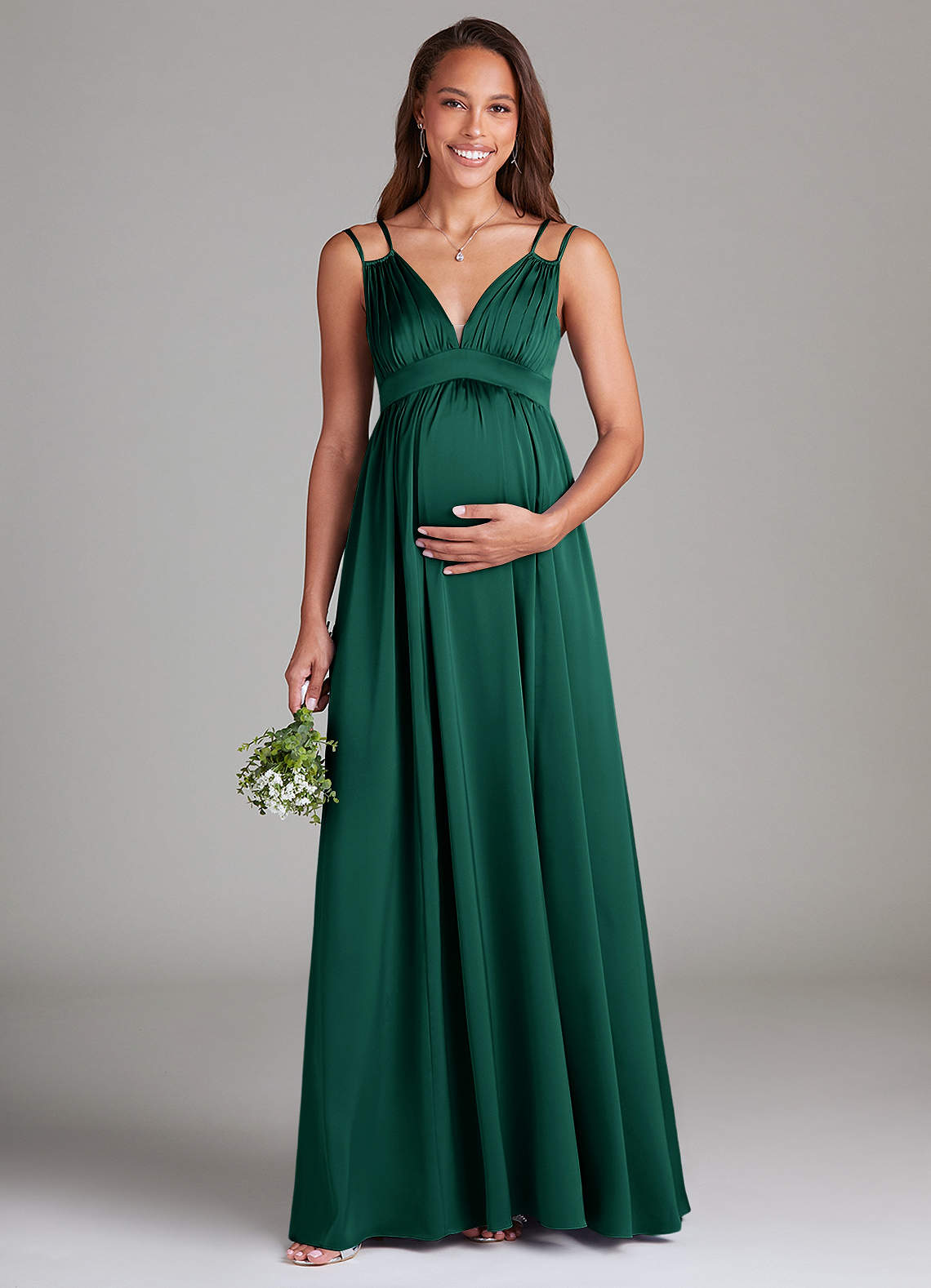 Azazie Emree vestidos de dama de honor de maternidad Vestido de Corte En A Con bolsillos Hasta el suelo Satén Elástico image1