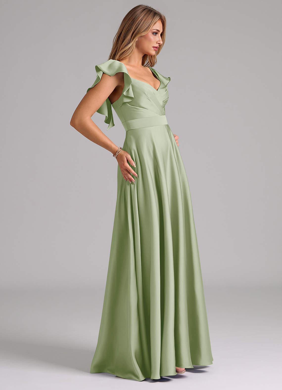 Azazie Leilani Robes de demoiselle d'honneur Robe Trapèze en Satin extensible Rayé Vert Sauge image5