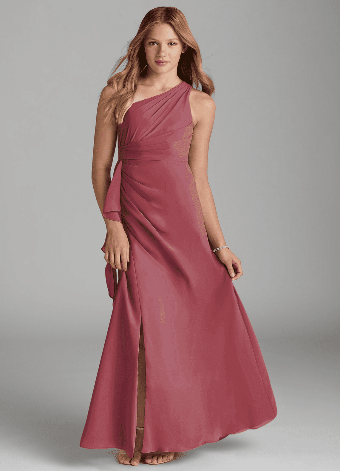 Azazie Maive Junior Vestido de Merlot de Gasa de Corte En A con Plisado image1