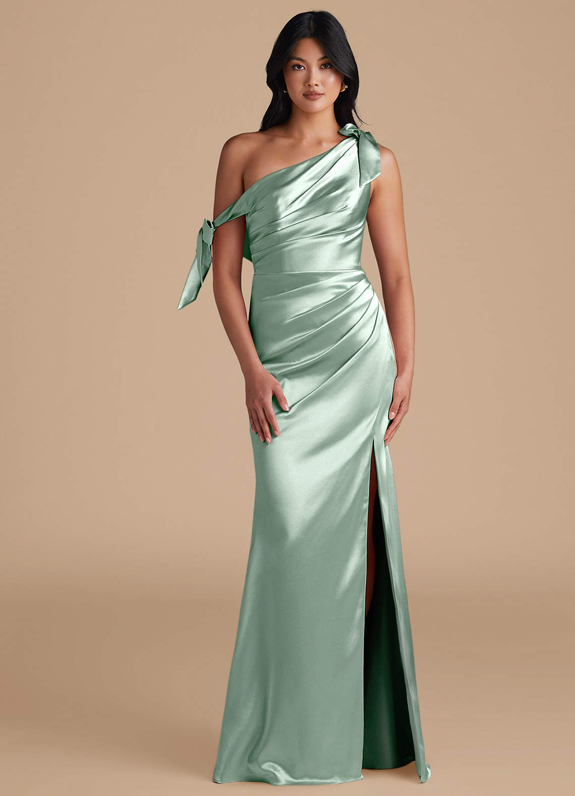 Azazie Xyla Vestidos de damas de honor Vestido de Agave de Satén Metálico de Corte Recto Convertible con Vestidos sin tirantes image1