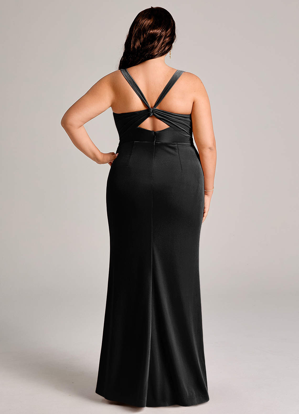 Azazie Mero Robes de demoiselle d'honneur Robe Sirène en velours Plissée Noir image13