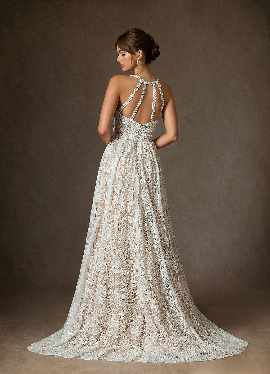 Azazie August Vestidos de novia Vestido de Blanco Diamante Nude de Encaje de Corte en A image1