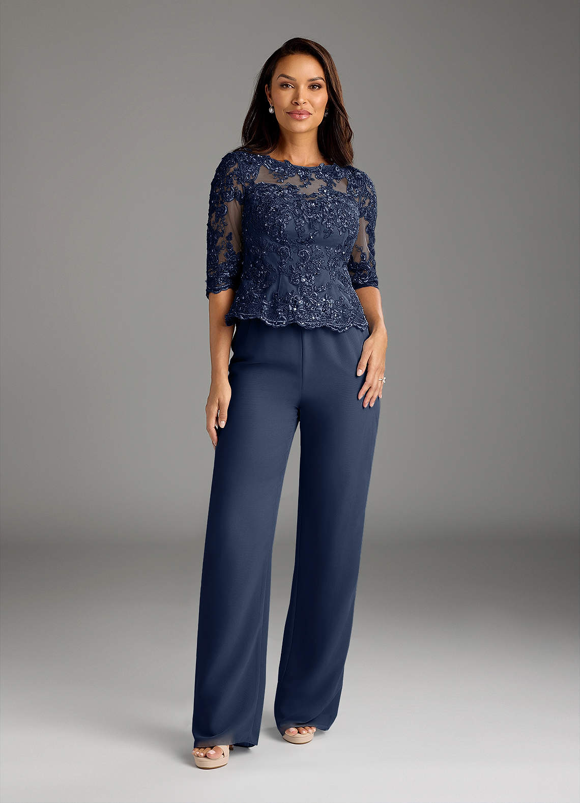 Azazie Florida Abiti per la Madre della Sposa Abito Tuta Pantaloni in Chiffon Lustrini Marino Scuro image3