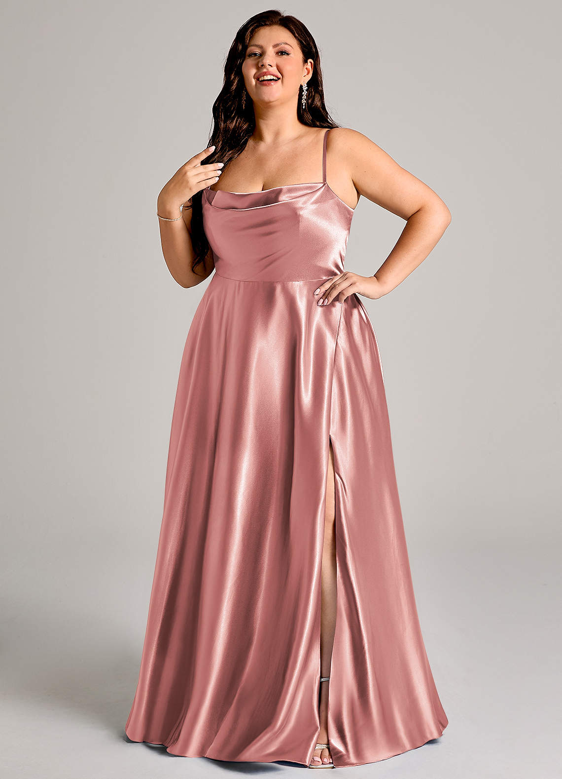 Azazie Elle Robes de demoiselle d'honneur Robe Trapèze en Satiné métallisé avec poches Rose Poussiéreuse image8