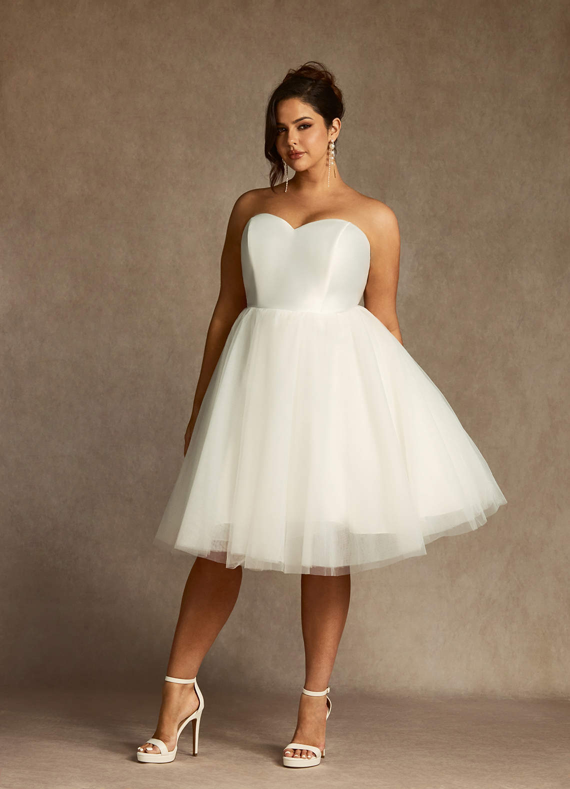 Azazie Gelsey Vestidos de novia Vestido de Crema de Tul de Corte en A con Escote de Corazón image7
