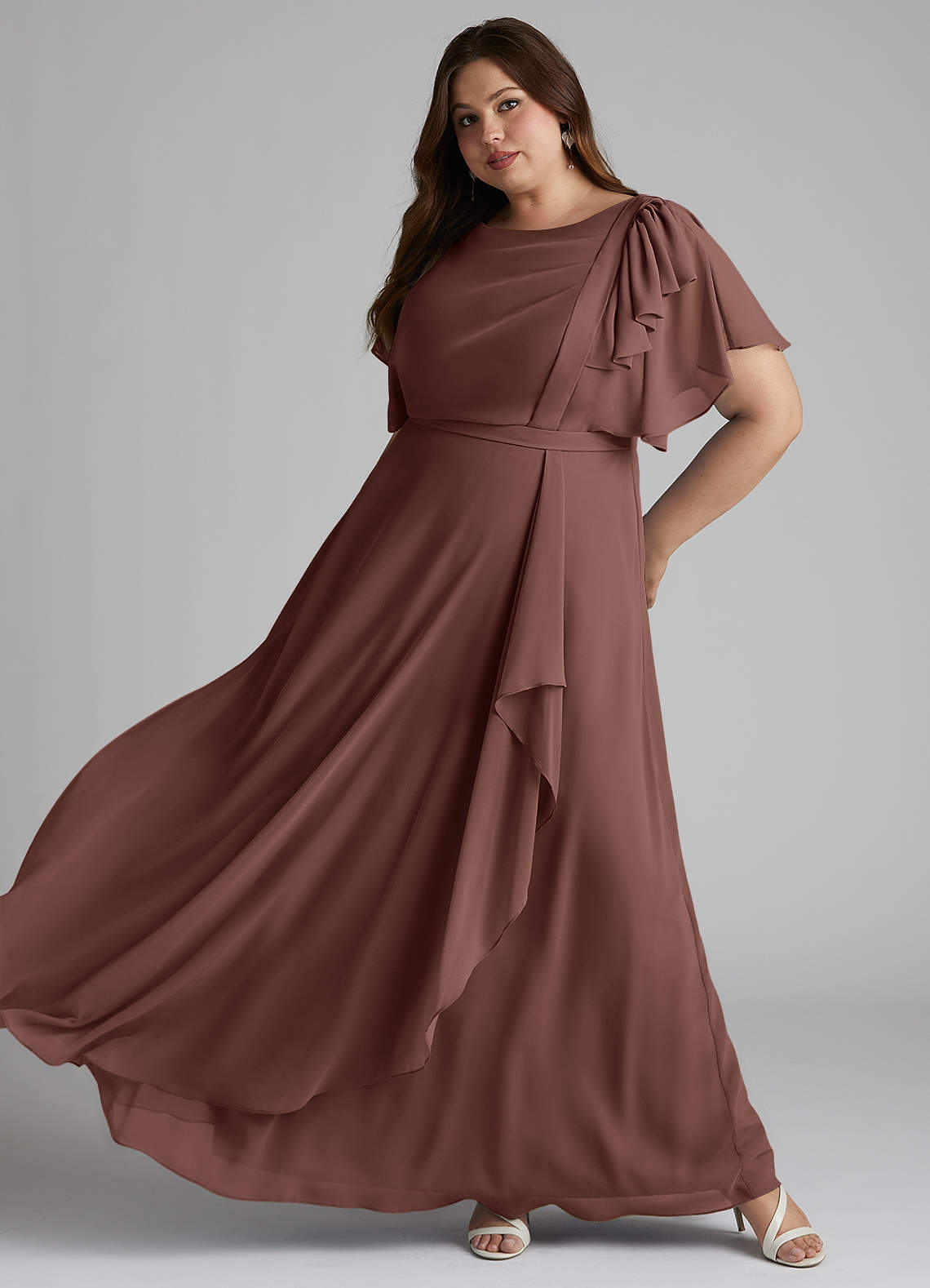 Azazie Aaliyah Robes de demoiselle d'honneur modestes Robe Trapèze Plissé à encolure dégagée Longueur ras du sol Mousseline de soie image7
