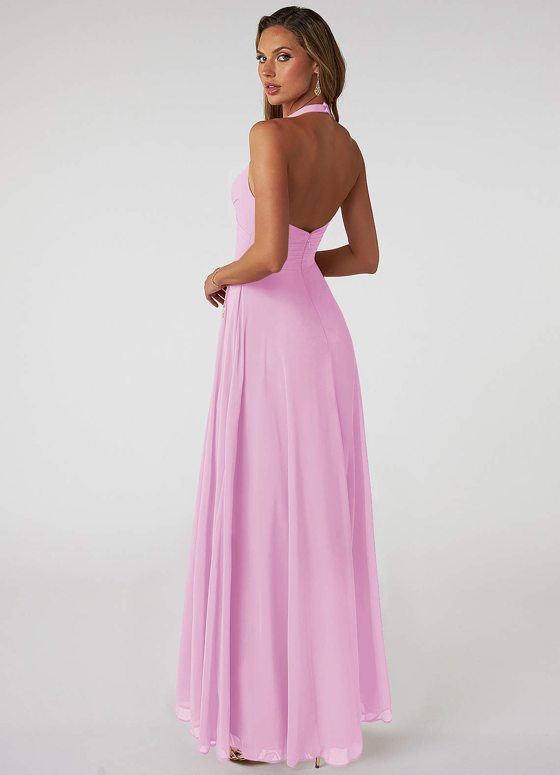 Azazie Tessie Vestidos de damas de honor Vestido de Rosa Caramelo de Gasa de Corte en A con Cuello en V plisado image1