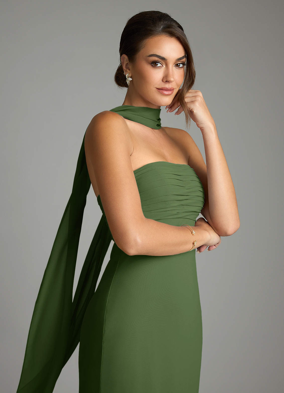 Azazie Saylor Jurken voor bruidsmeisjes Jurk van Chiffon met Zeemeermin Strapless Olijf image1