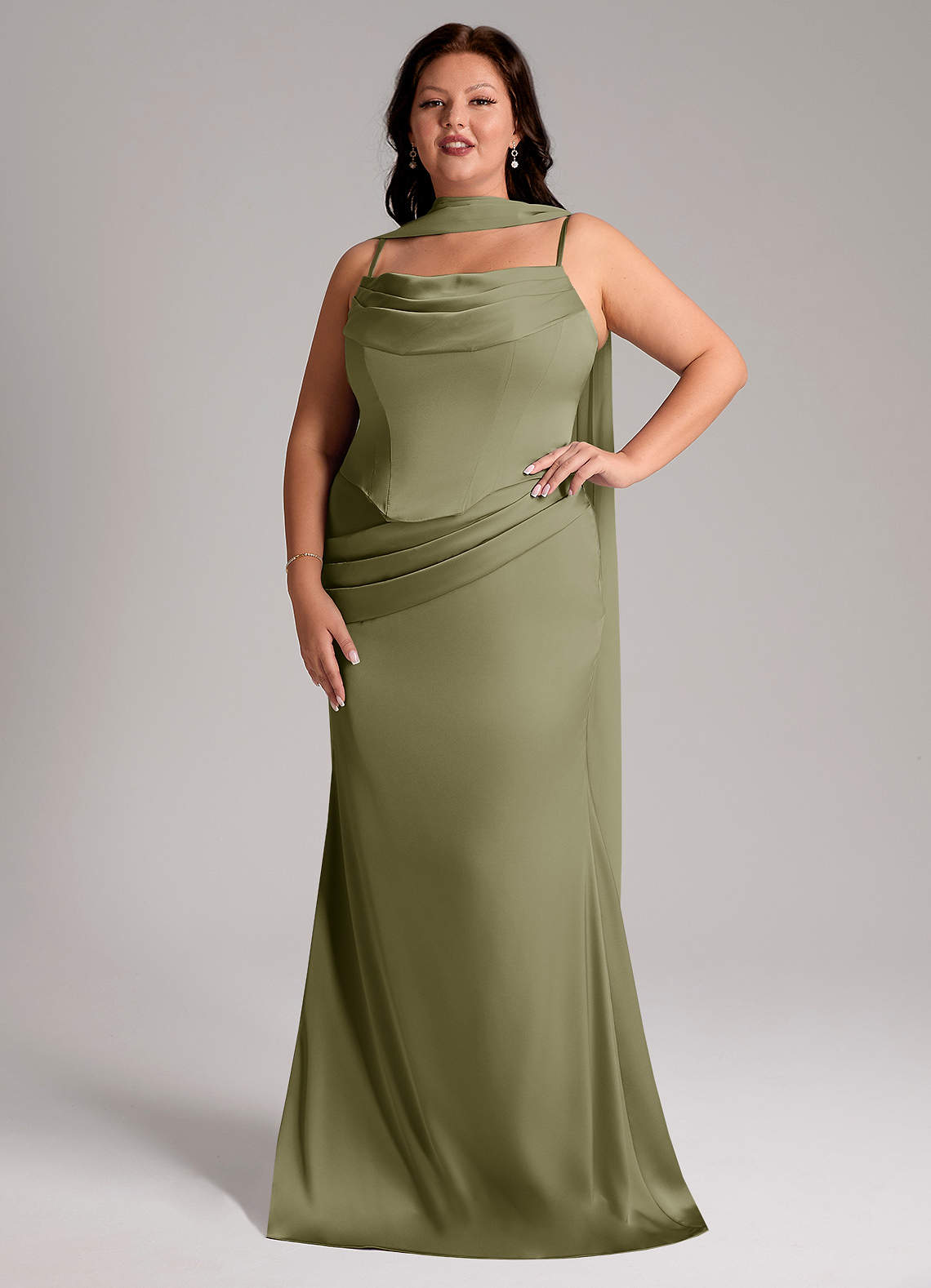 Azazie Sorrel Vestidos de damas de honor Vestido de Pistacho de Satén Elástico de Corte Sirena Convertible con Sin tirantes image6