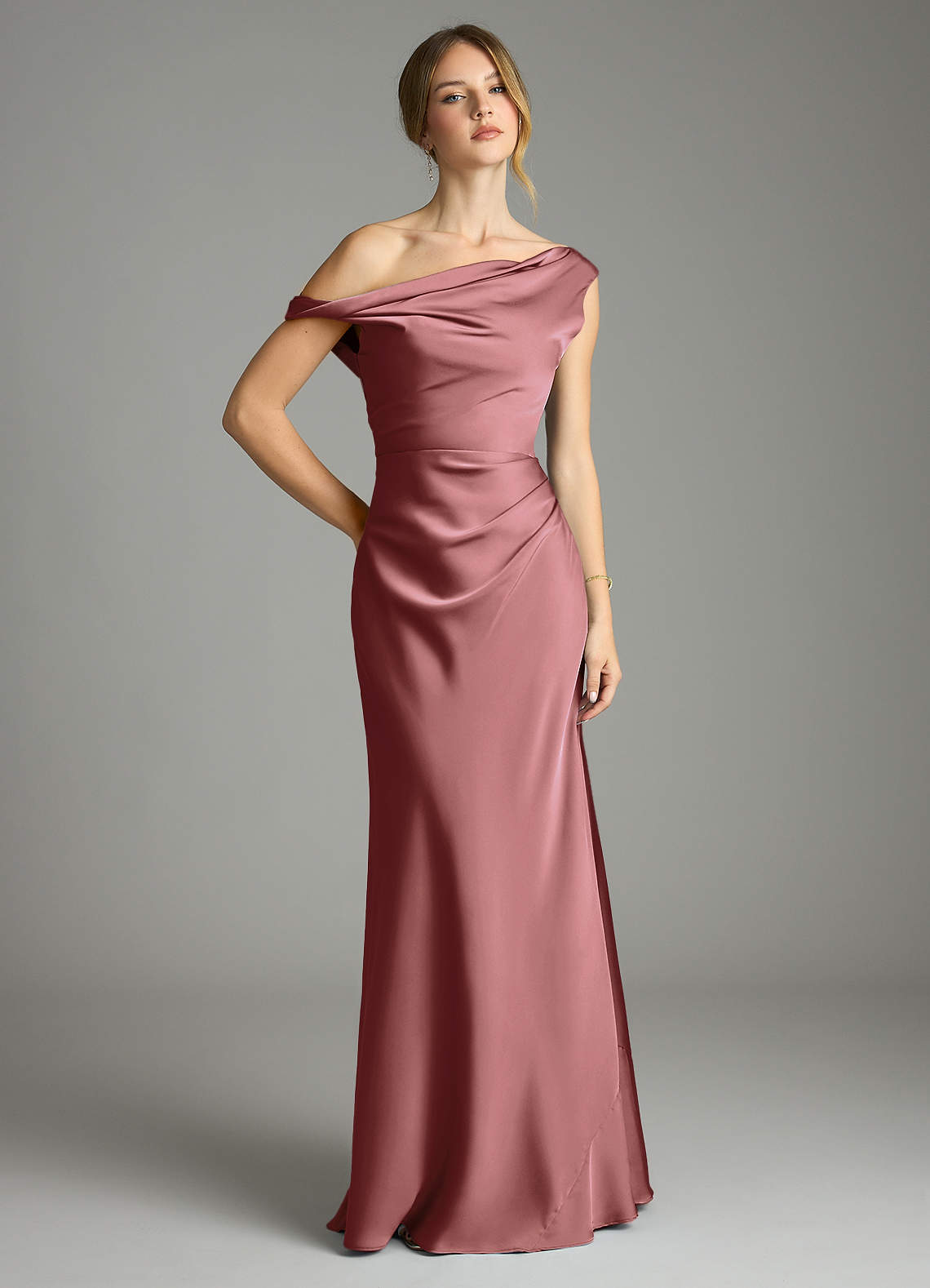 Azazie Emerson Brudtärnklänningar Klä av Sjöjungfru i Stretch Satin Av axeln Ametist image1