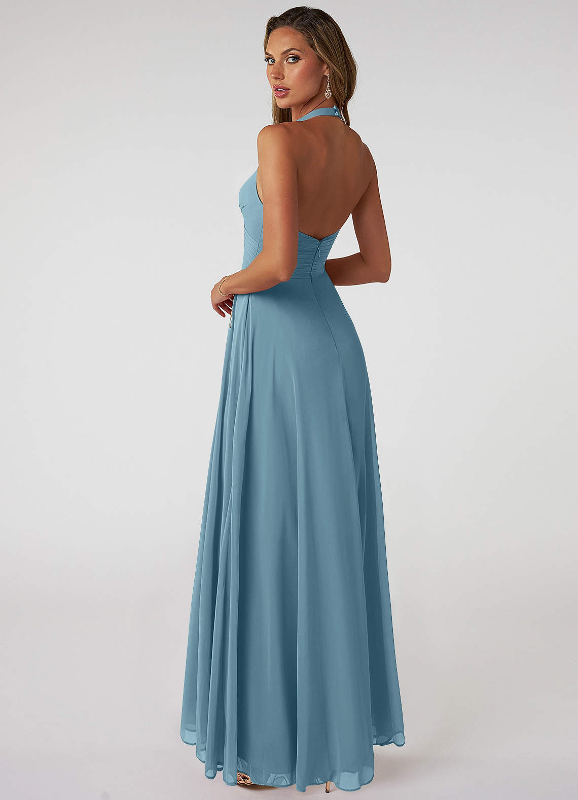 Azazie Tessie Vestidos de damas de honor Vestido de Azul Malhumorado de Gasa de Corte en A con Cuello en V plisado image1
