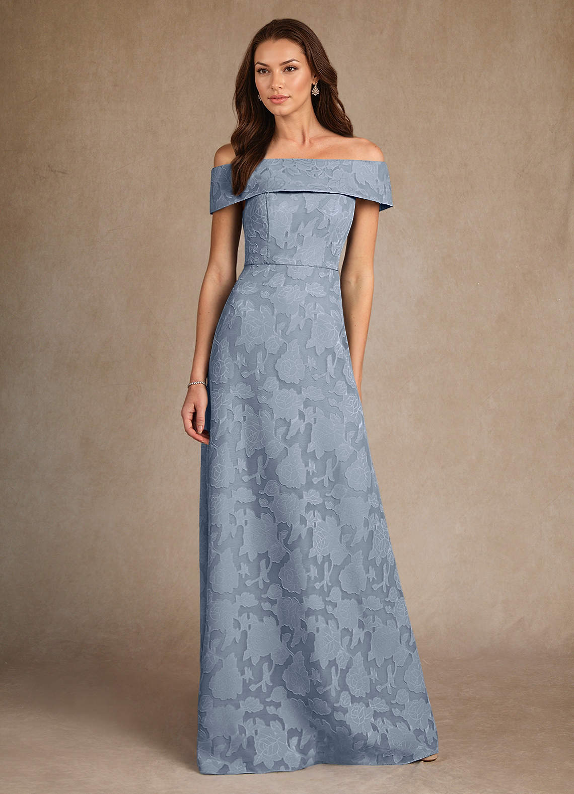 Azazie Medford vestidos de madre de la novia Vestido de Azul Polvoriento de Devorado Floral de Corte En A con Vestidos sin tirantes image3