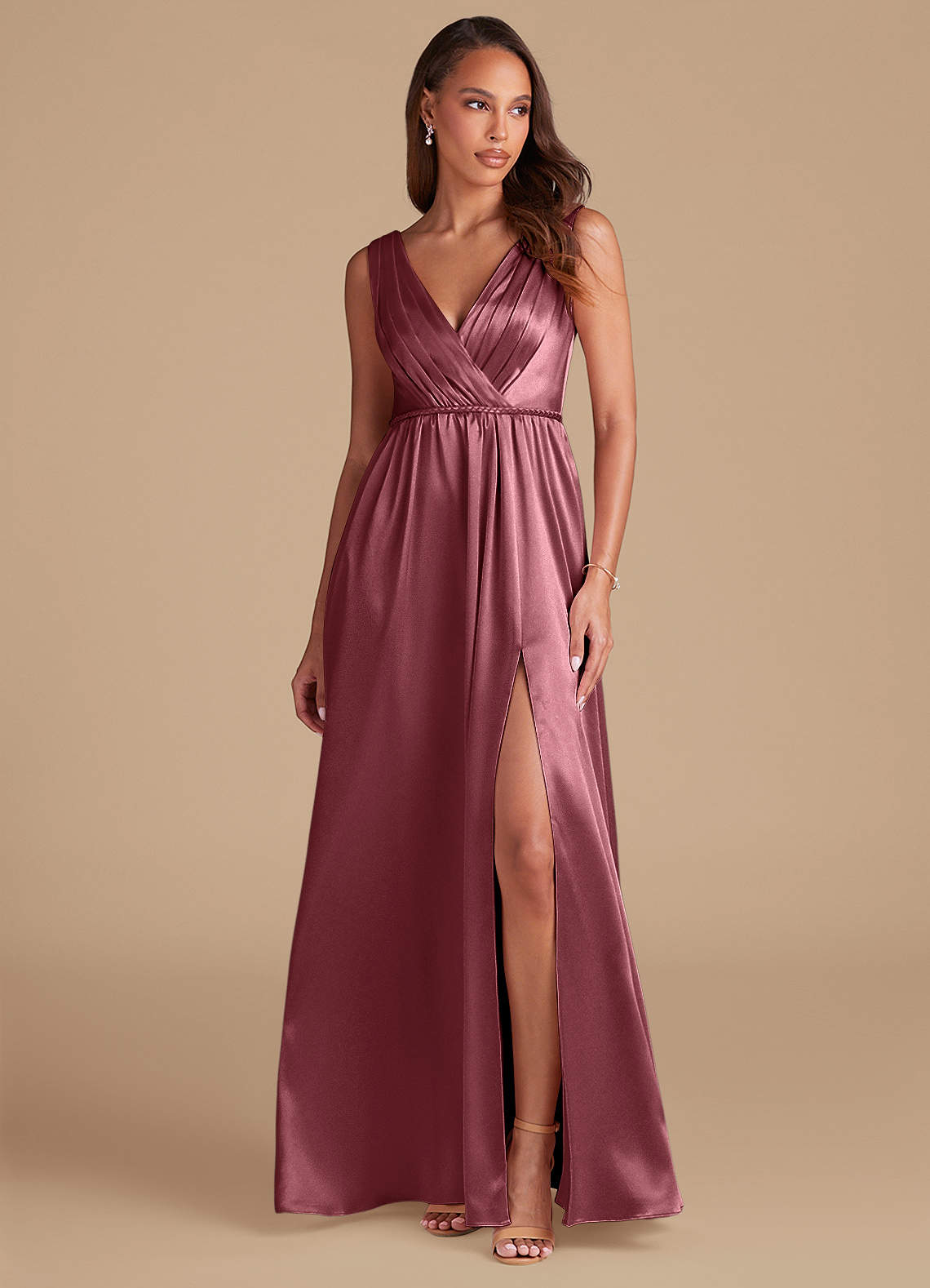 Azazie Tanicia Jurken voor bruidsmeisjes Jurk van Metaalachtig Satijn met A-Lijn Geplooid Woestijnroos image1