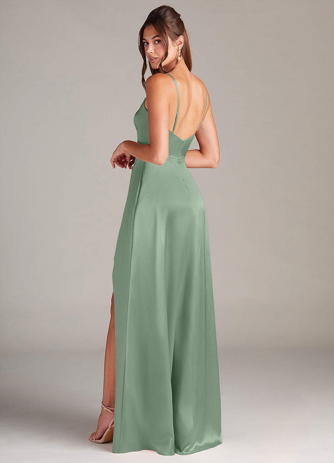 Azazie Sarella Vestidos de madrinha de casamento Vestido Matchá de Cetim elástico de Linha A com Plissado image3