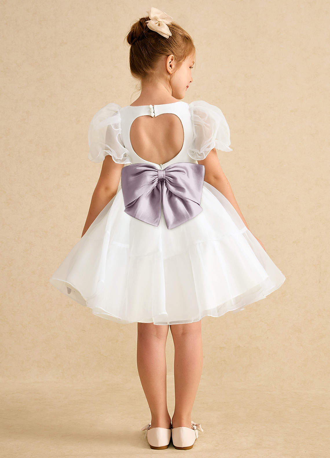 Azazie Debbie Blumenmädchenkleider Ballkleid Herzausschnitt Organza Kleid Elfenbein Dämmerung image1