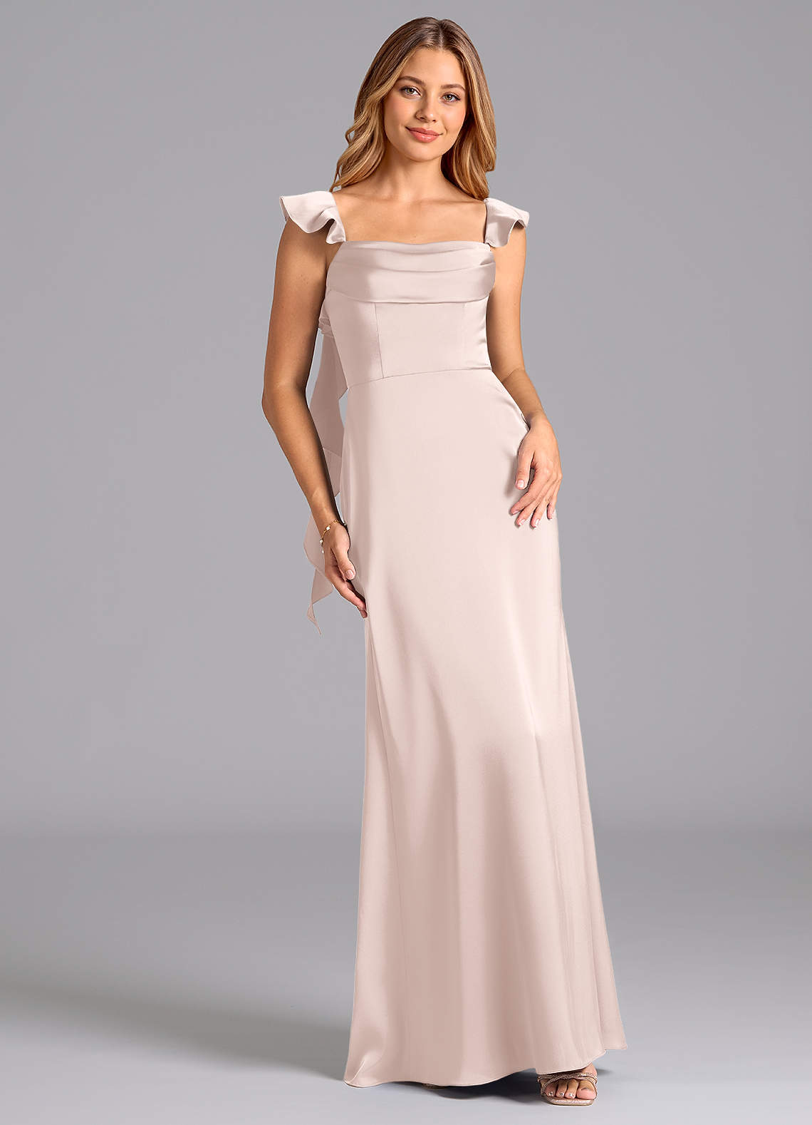 Azazie Adi 신부 들러리 드레스 A라인 주름진 스트레치 새틴 바닥 길이 드레스 image1