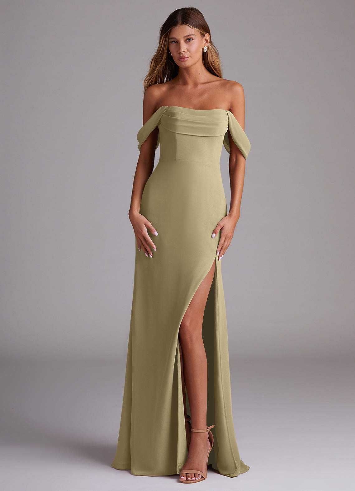 Azazie Saige Jurken voor bruidsmeisjes Converteerbaar Jurk van Chiffon met A-Lijn Off the Shoulder Mosgroen image1