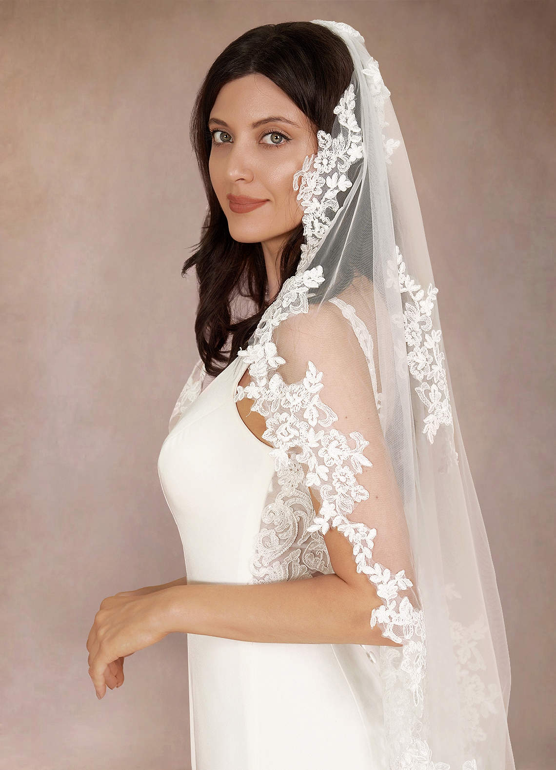 front Diamond and Lace Hip Veil