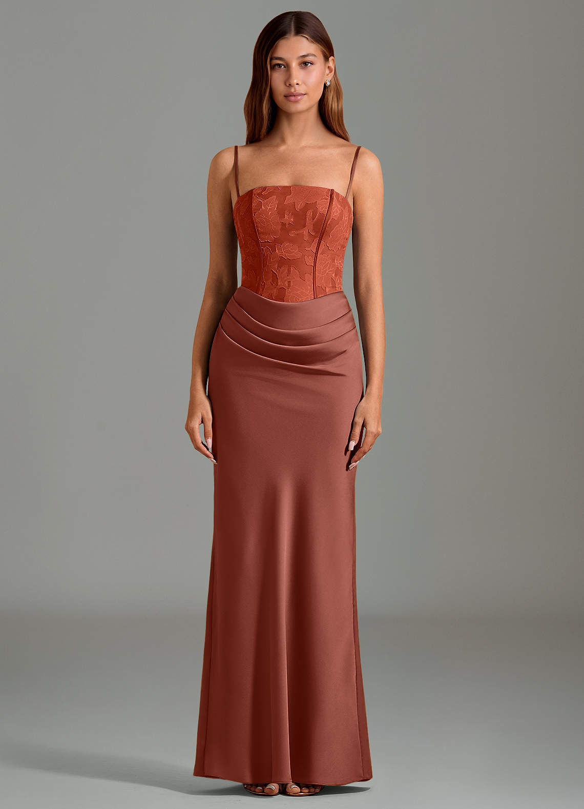 Azazie Emilia Robes de demoiselle d'honneur Robe Sirène en Satin extensible Sans bretelles Auburn image4