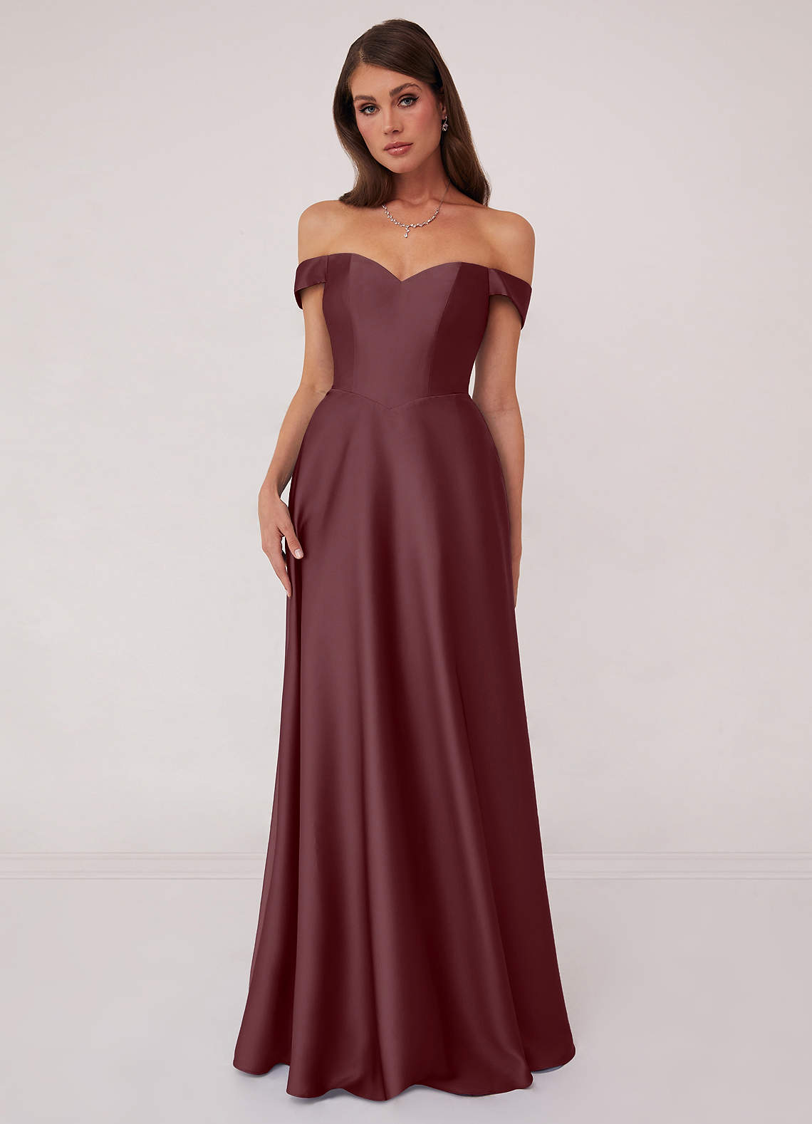 Barbie ♥ Azazie Robes de demoiselle d'honneur Robe Trapèze Convertible en Satin extensible Épaule décolletée Sangria image1