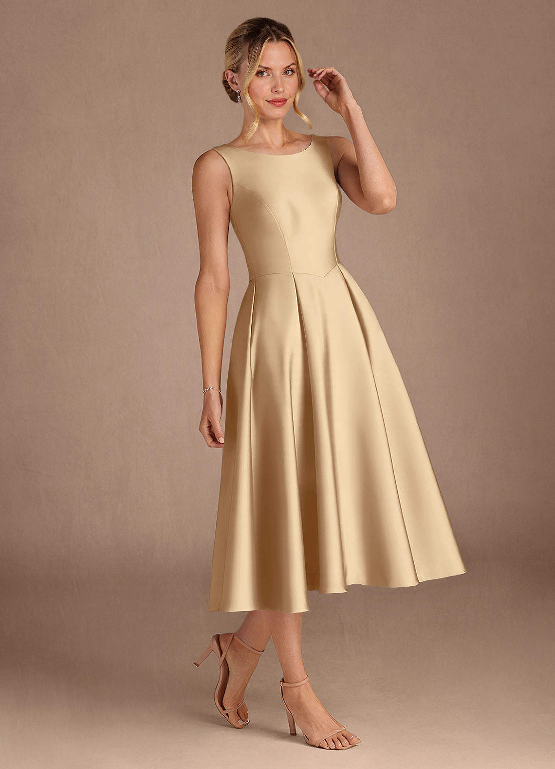 cute blue bridesmaid dresses Mermaid Dusty Sweetheart Split 颜色:grey light blue hue adds cream dresses Bridesmaid Hair and Makeup