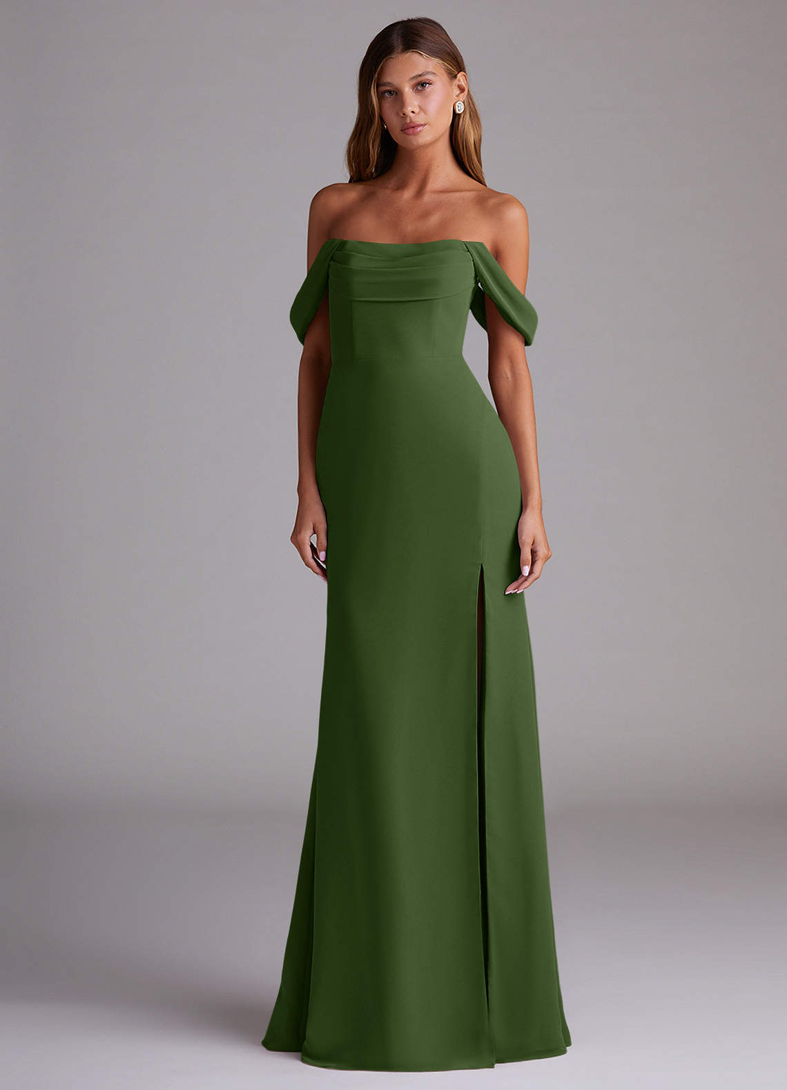 Azazie Saige Vestidos de madrinha de casamento Vestir Oliva de Chiffon de Linha A com Fora do ombro image2