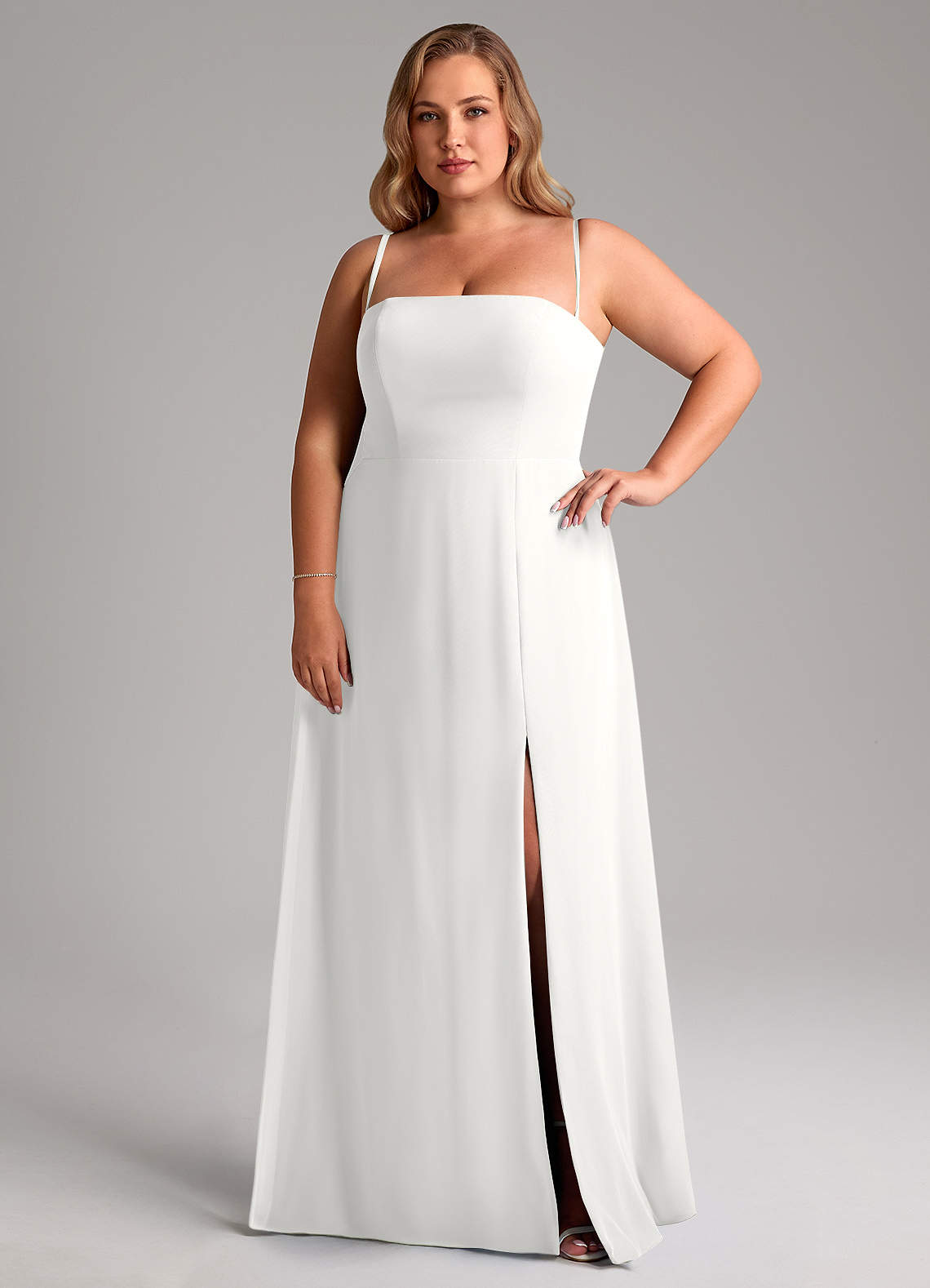 Azazie Wren Vestidos de damas de honor Vestido de Blanco de Gasa de Corte en A Convertible con Corte Lateral image12