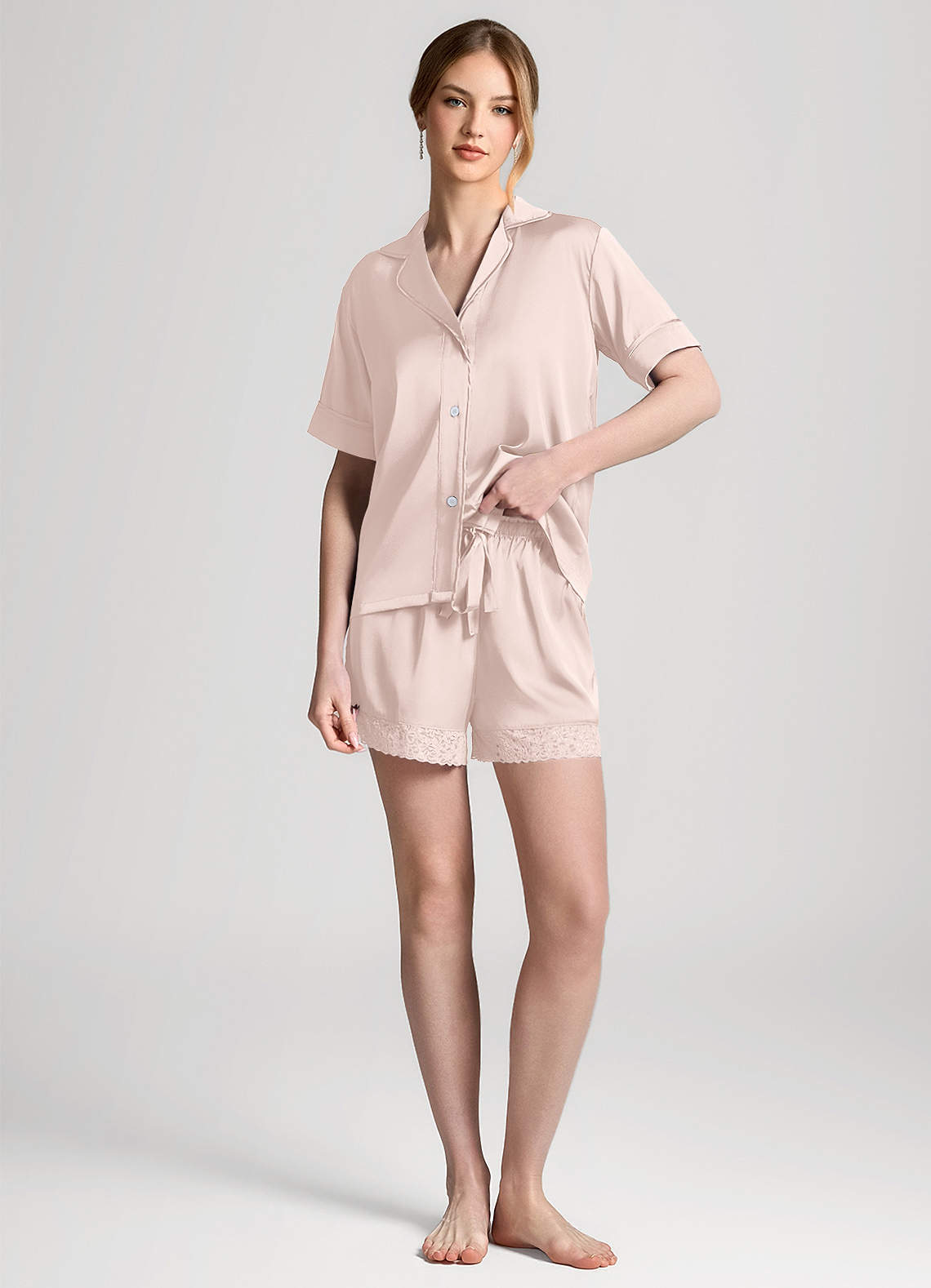 front Pigiama a maniche corte con finiture in pizzo satinato