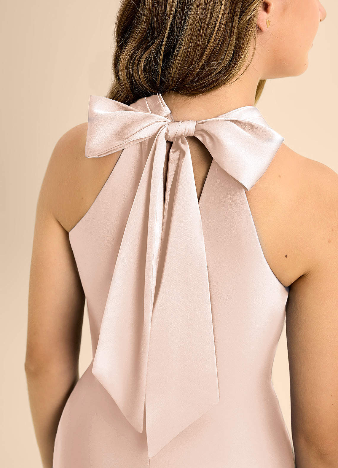 Azazie Doretta Junior Robe Trapèze en Satin extensible Plissée Rose Pâle image7