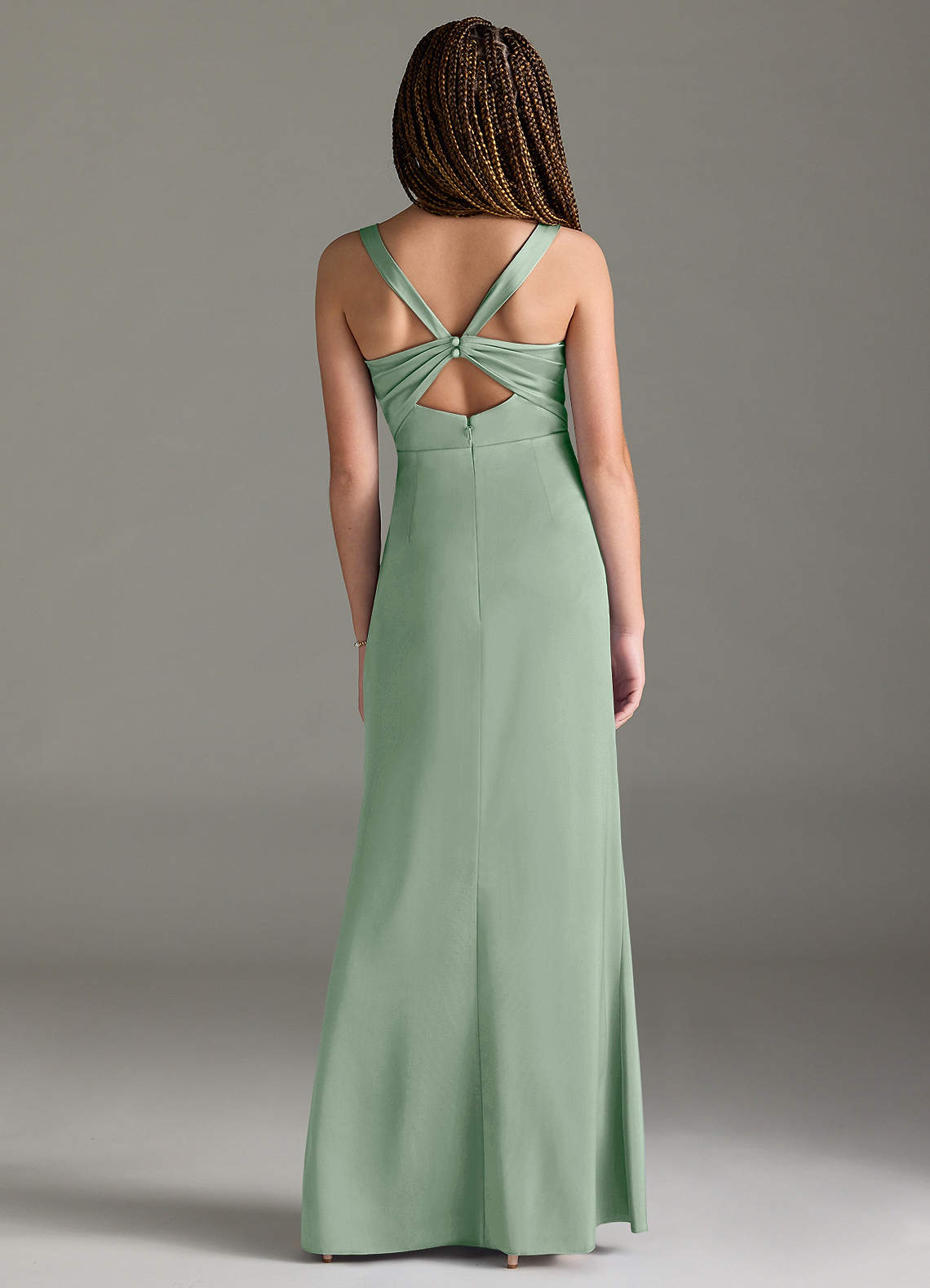 Azazie Mero Junior Vestido de Agave de Satén Elástico de Corte Sirena con Plisado image4