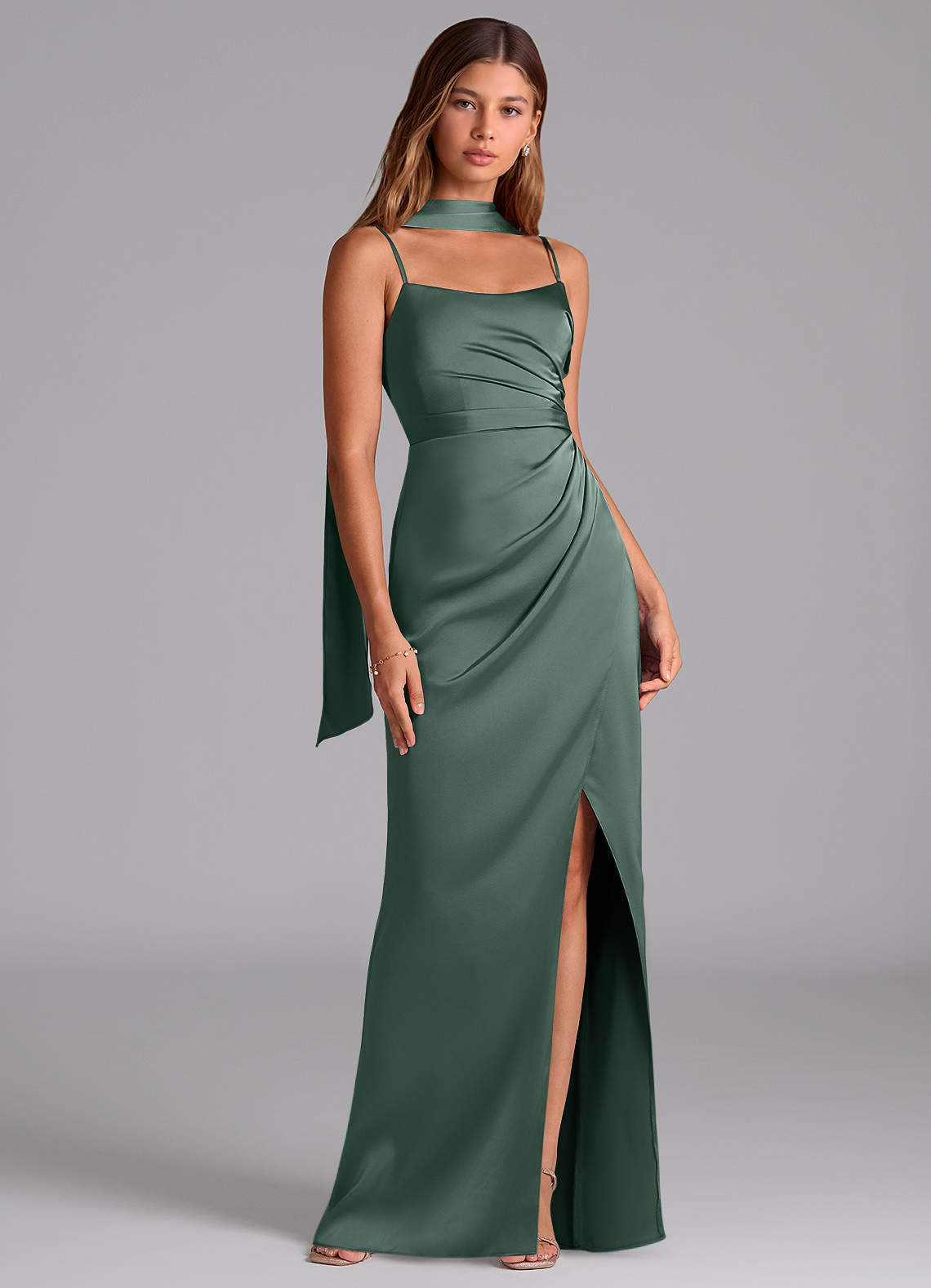 Azazie Calandra Kjoler til hjemmeprøvning En streg Plisseret Stræk satin Gulv-længde Kjole image1