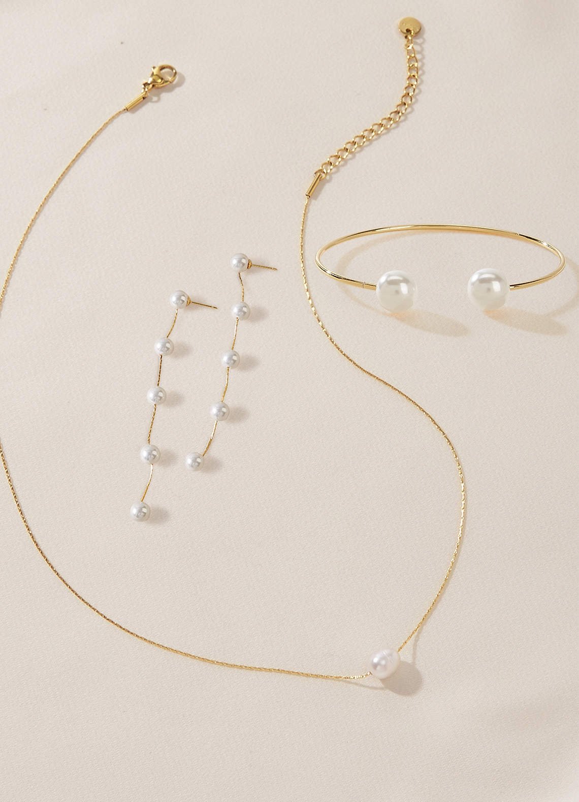front Greta Pearl Set