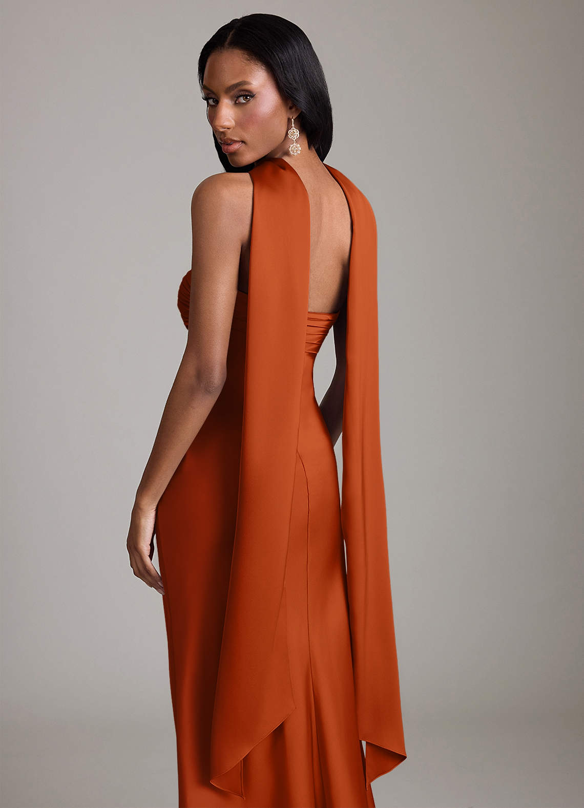 Azazie Saylor Vestidos de damas de honor Vestido de Naranja Quemada de Satén Elástico de Corte Sirena con Sin tirantes image6