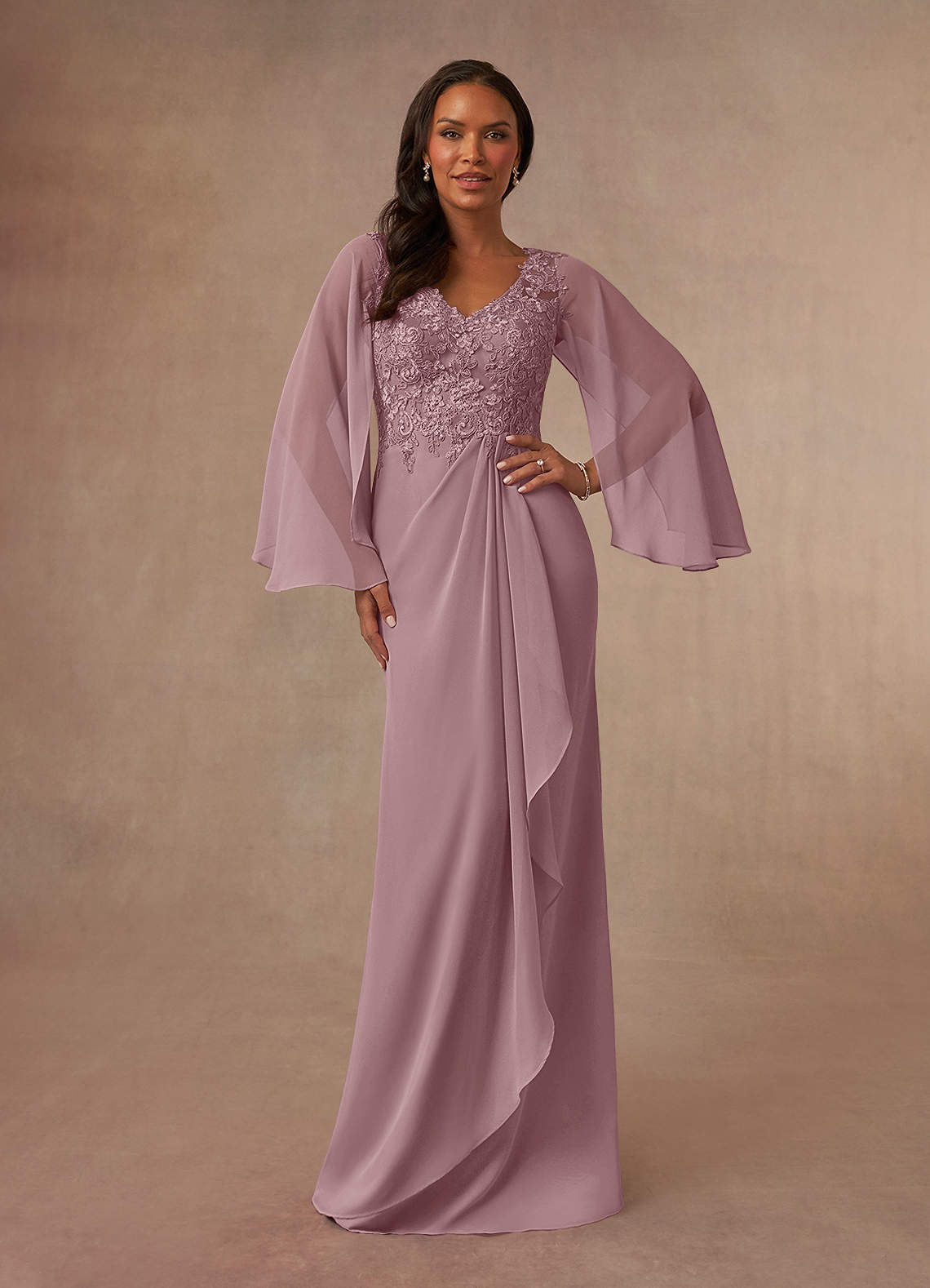 Azazie Perry Kleider für die Brautmutter Meerjungfrau-Linie V-Hals Spitze Chiffon Kleid Altrosa image1