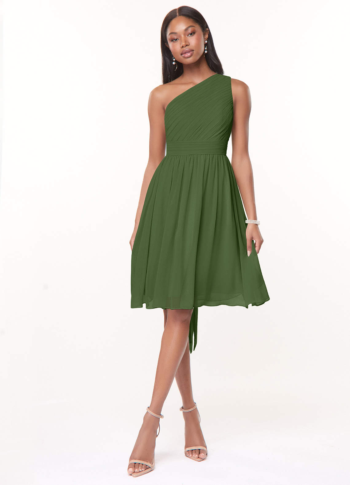 Azazie Katrina Robes de demoiselle d'honneur Robe Trapèze en Mousseline de soie Ue épaule Olive image1