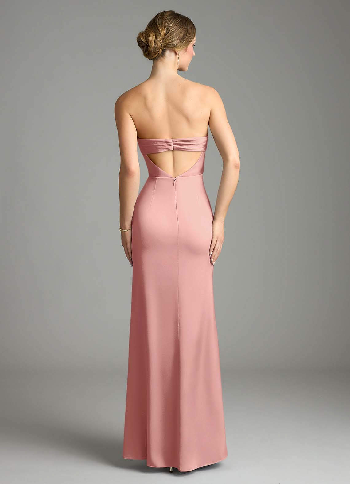 Azazie Leonis Vestidos de damas de honor Vestido de Rosetón de Satén Elástico de Corte Sirena Convertible con Plisado image1